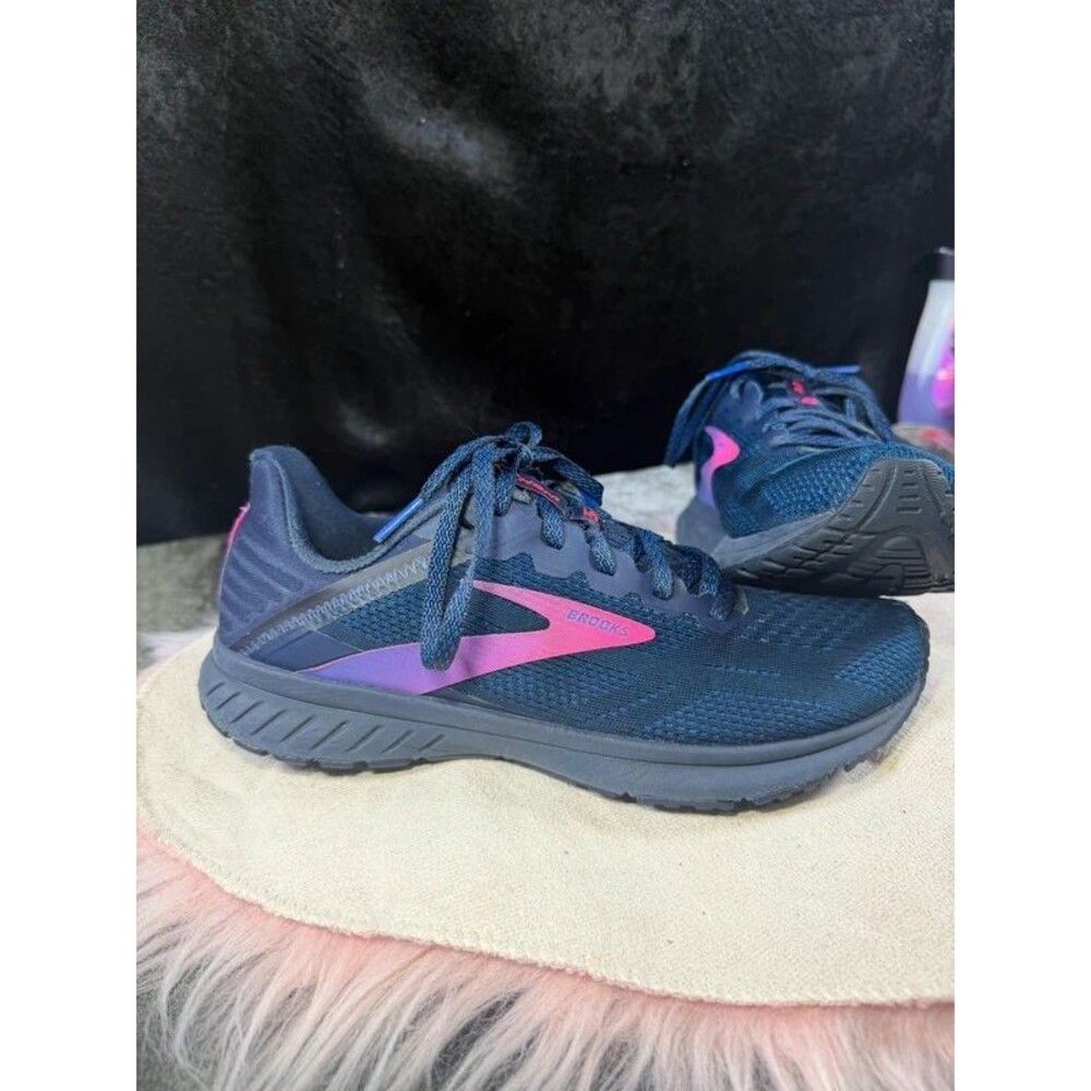 Womens Brooks Anthem 5 Shoes Size 7